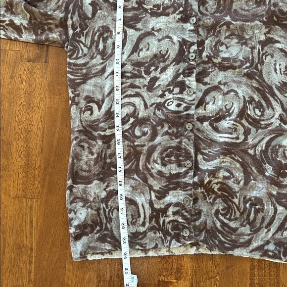 Talbots Marino wool blend floral print cottagecore cardigan women’s L - Picture 3 of 5
